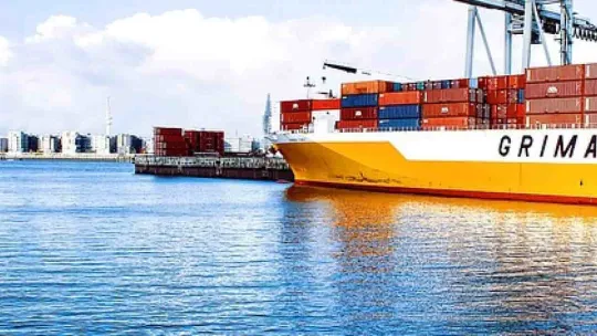 shipping containers para el transporte marítimo | Planeta FP