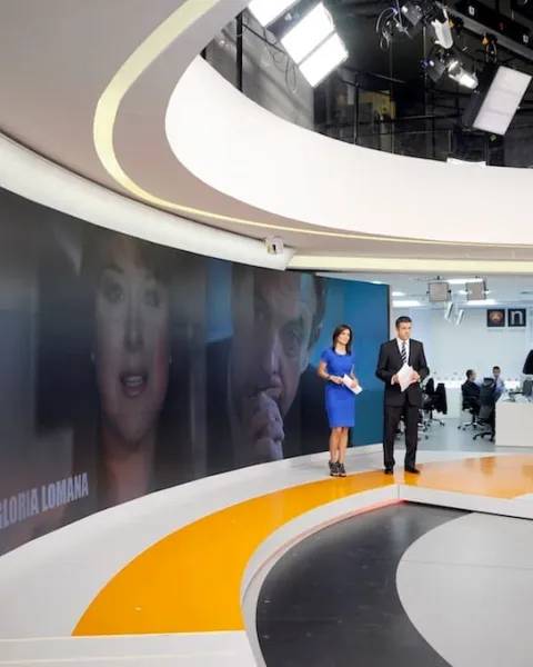 Plató de antena 3 en el telediario