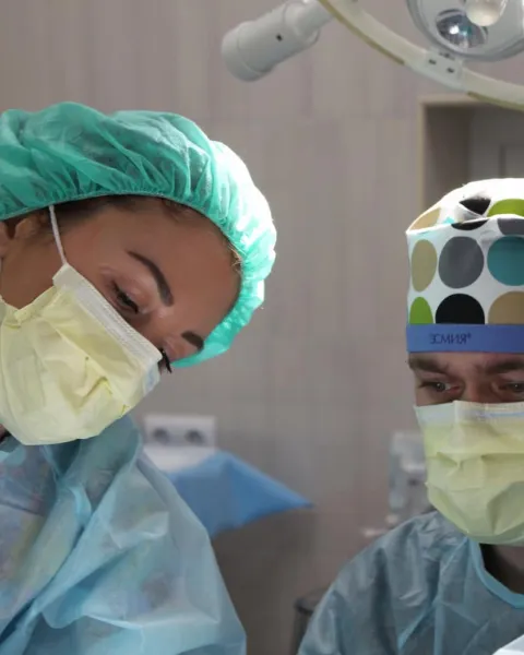 Doctores de medicina forense