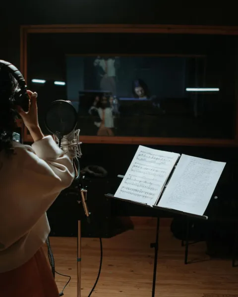 Composición musical en un estudio