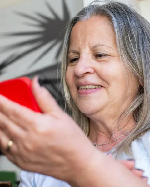 Brecha digital en adultos mayores | Blog iFP