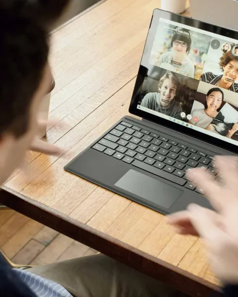 Videoconferencia de una clase online de FP.